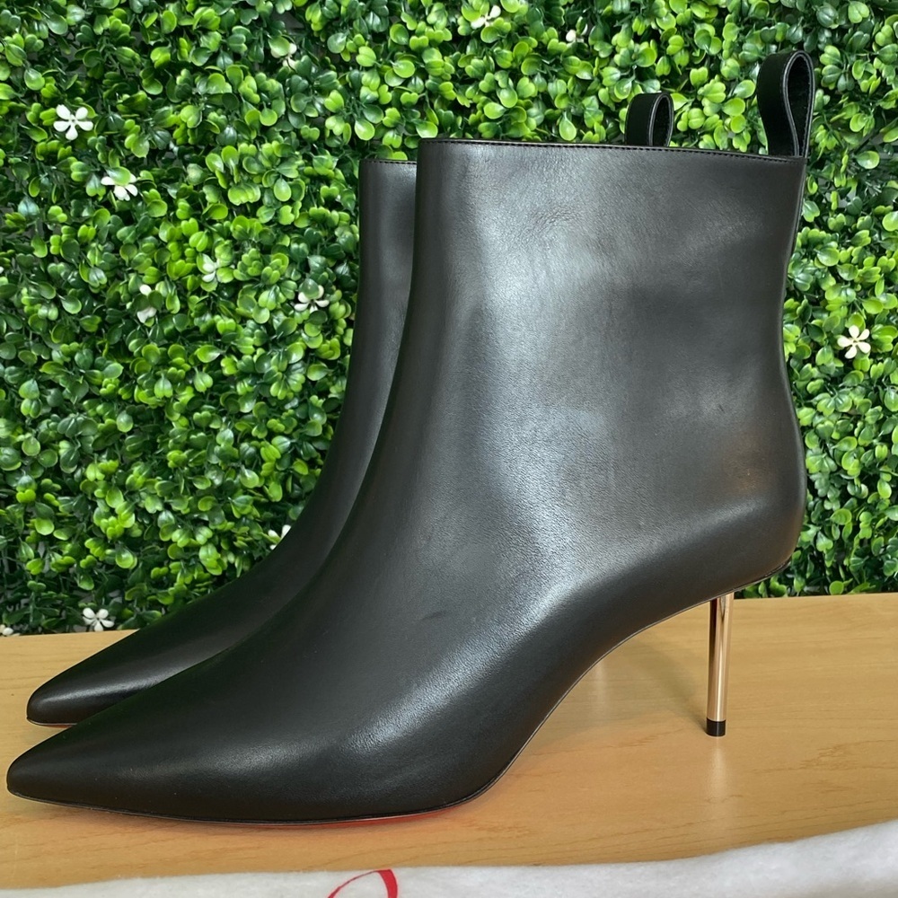 HNIB2 Christian Louboutin Epic Booty Leather Ankle Boots 70‎